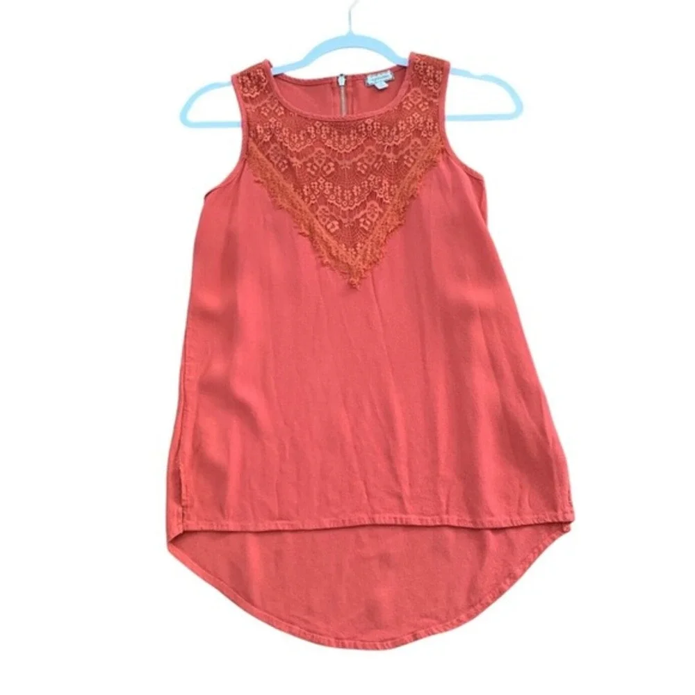 eyeshadows Lace Accent Tank Top Sleeveless Casual Blouse Coral Orange SM‎
